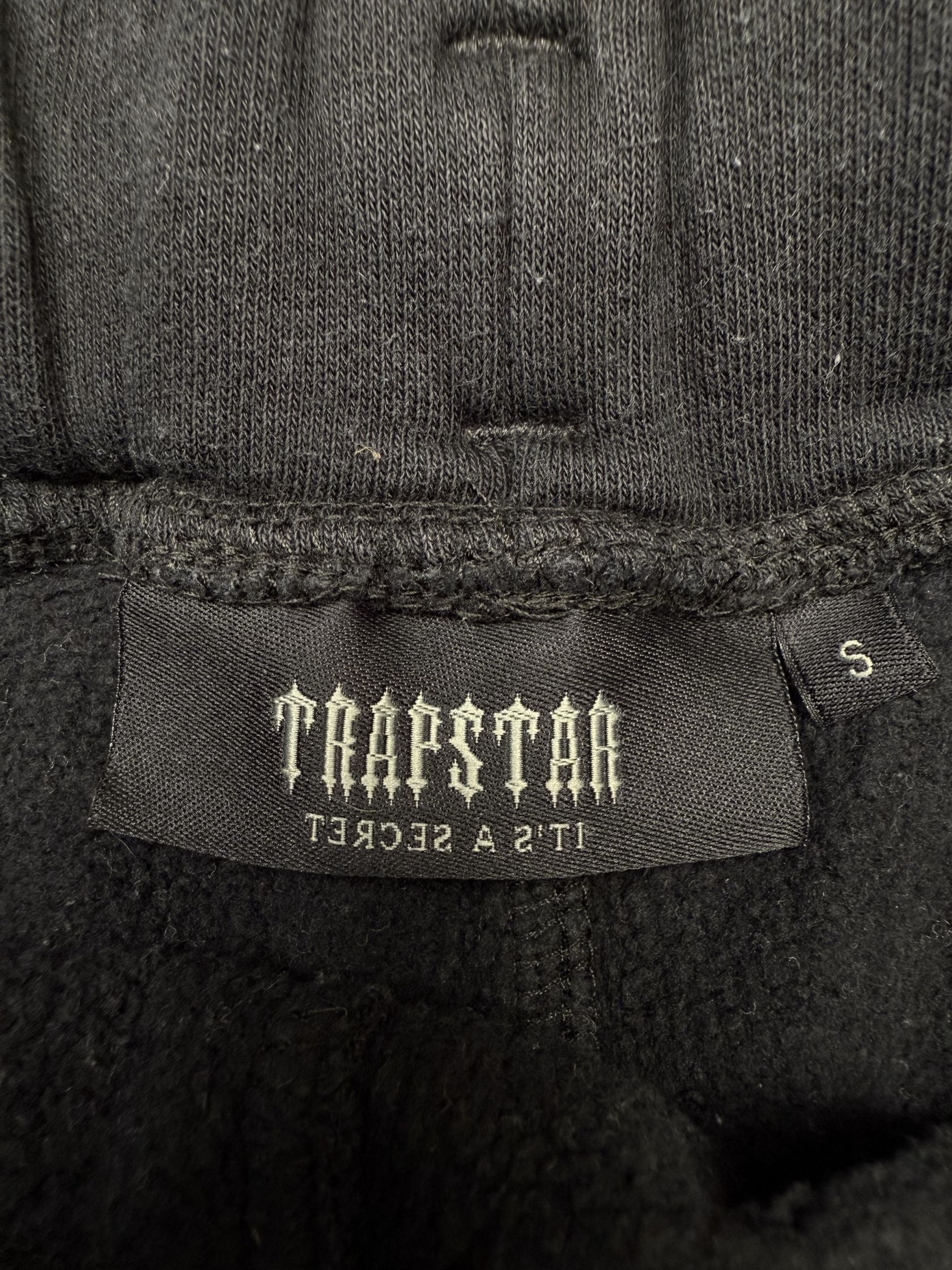 Trapstar Irongate T-Shirt & Shorts Set - Black Trapstar