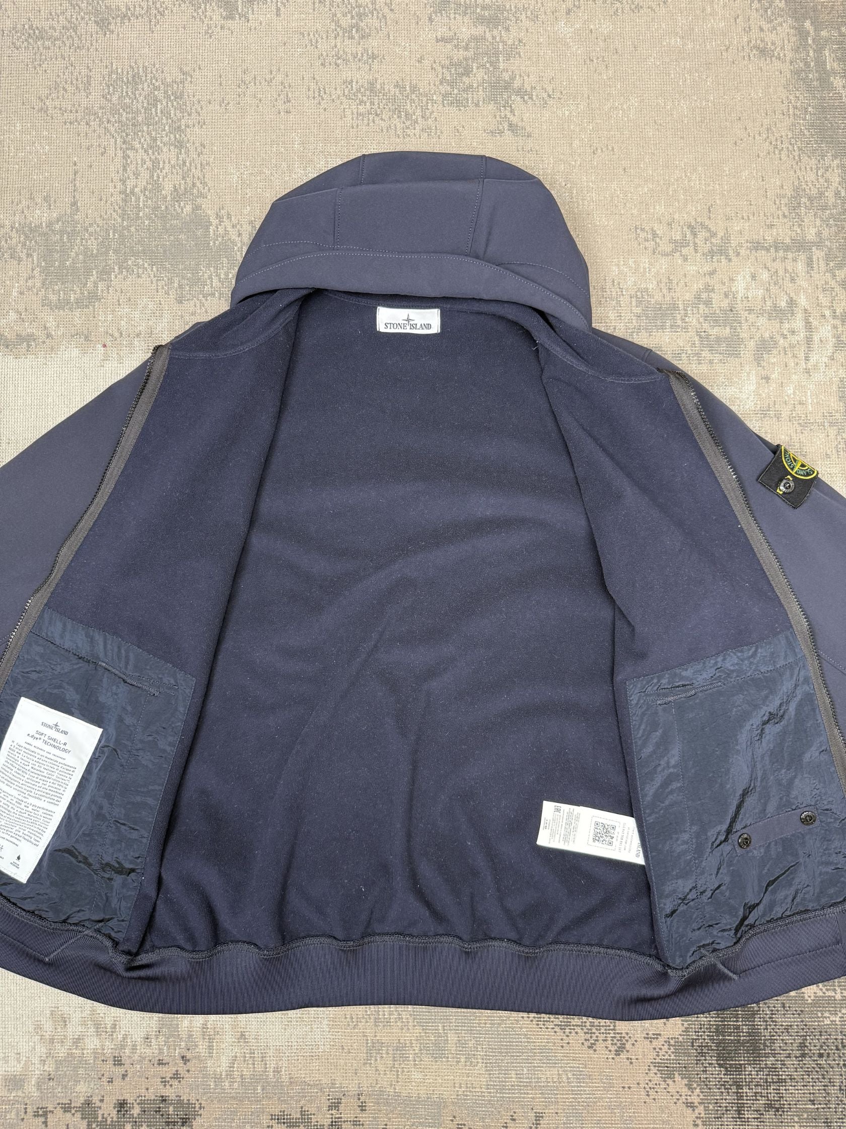 Stone Island Soft Shell-R Jacket - Navy Stone Island