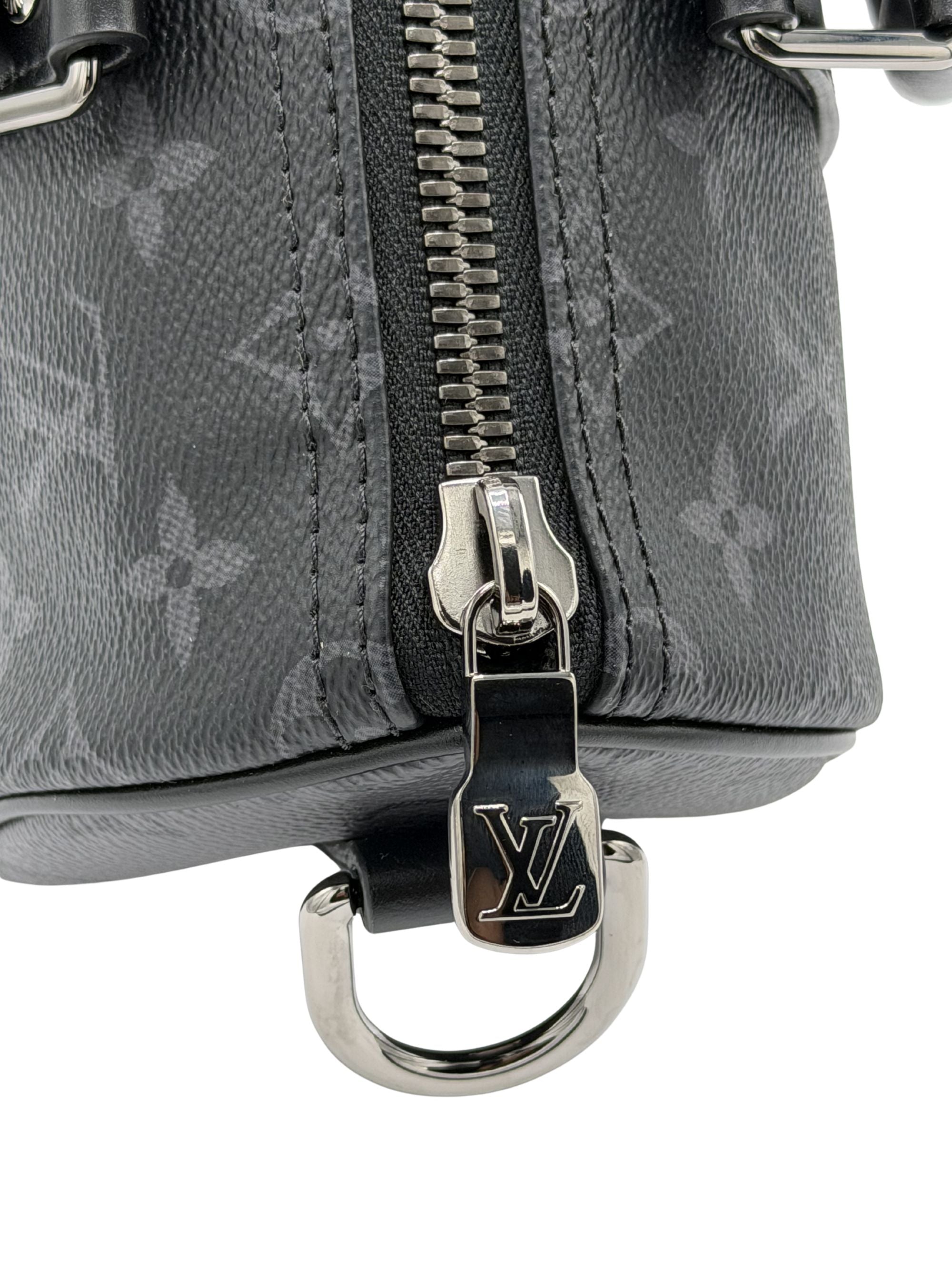 Louis Vuitton Monogram Keepall 25 Messenger Bag (Unused) Louis Vuitton