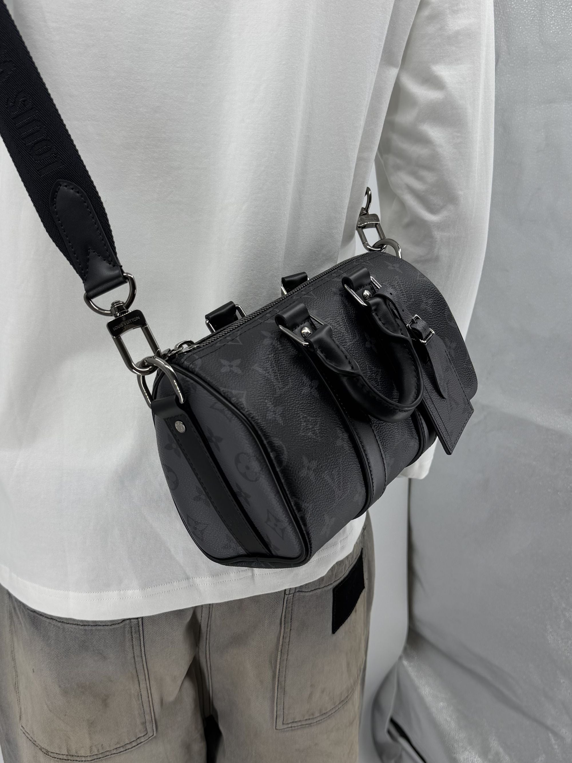 Louis Vuitton Monogram Keepall 25 Messenger Bag (Unused) Louis Vuitton
