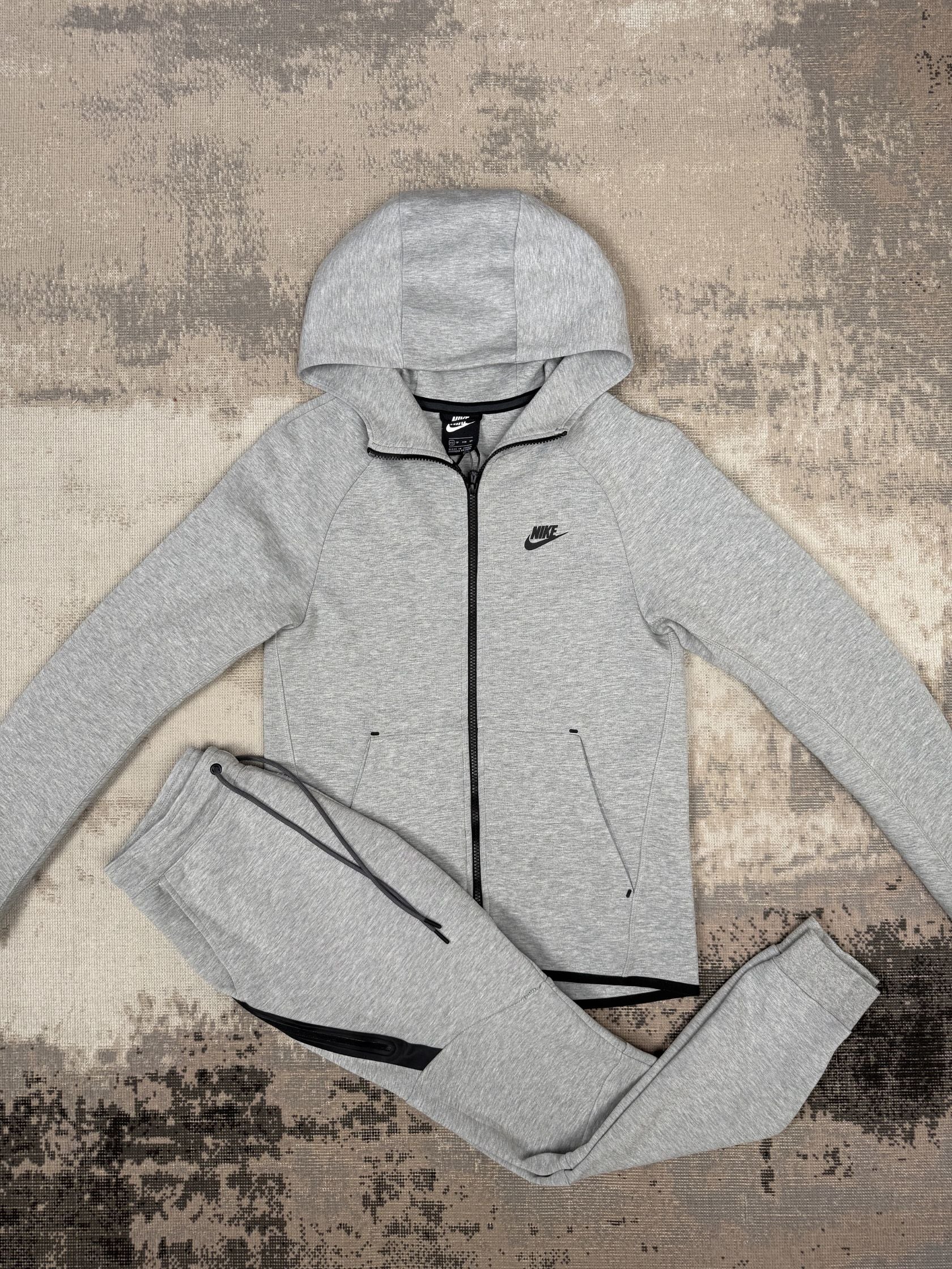 Nike Tech Tracksuit - Grey Nike