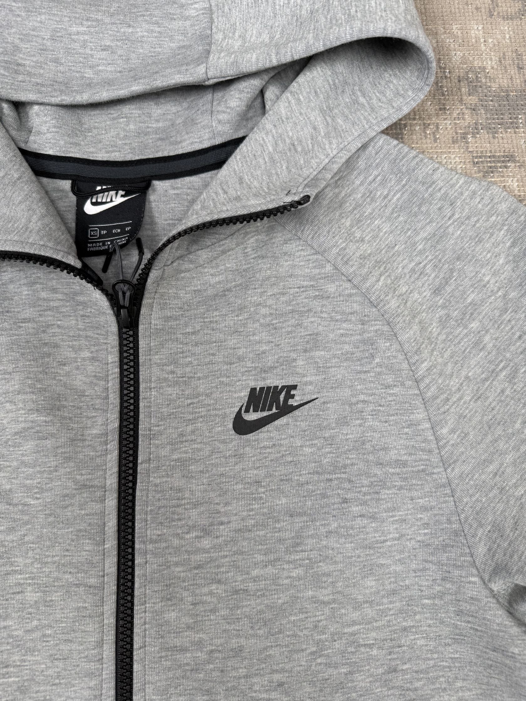 Nike Tech Tracksuit - Grey Nike