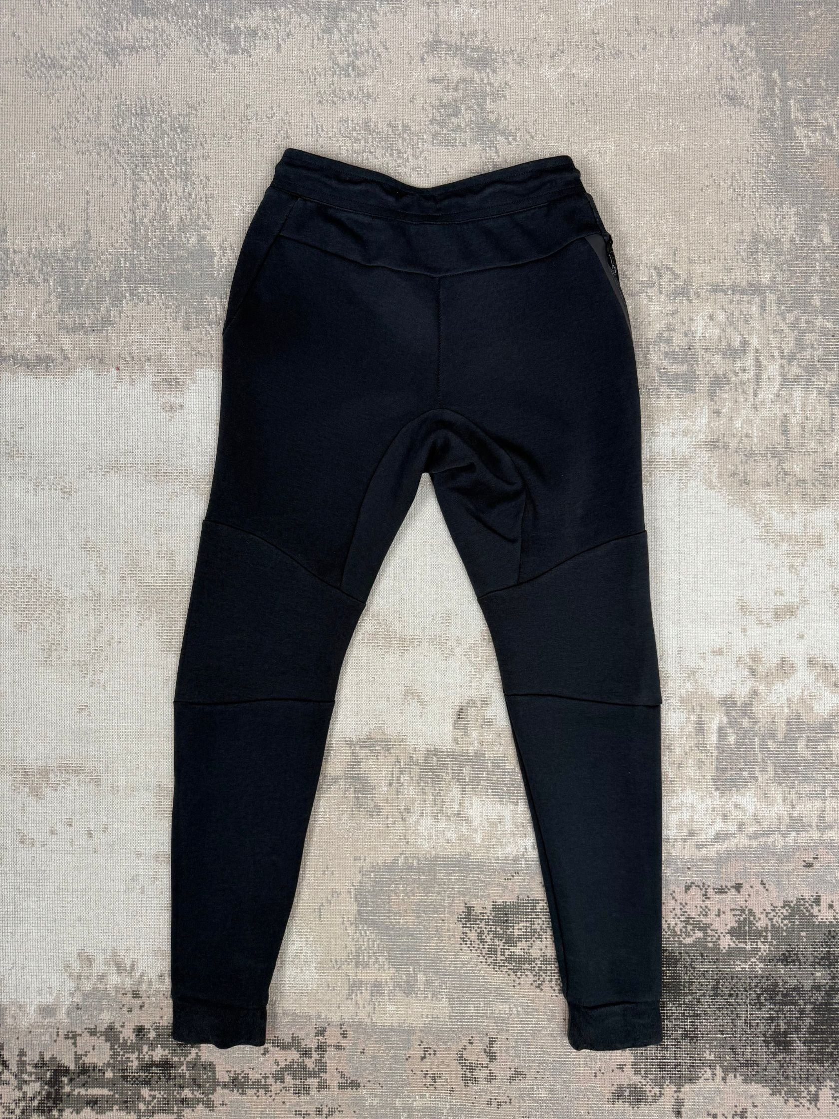 Nike Tech Tracksuit - Black Nike