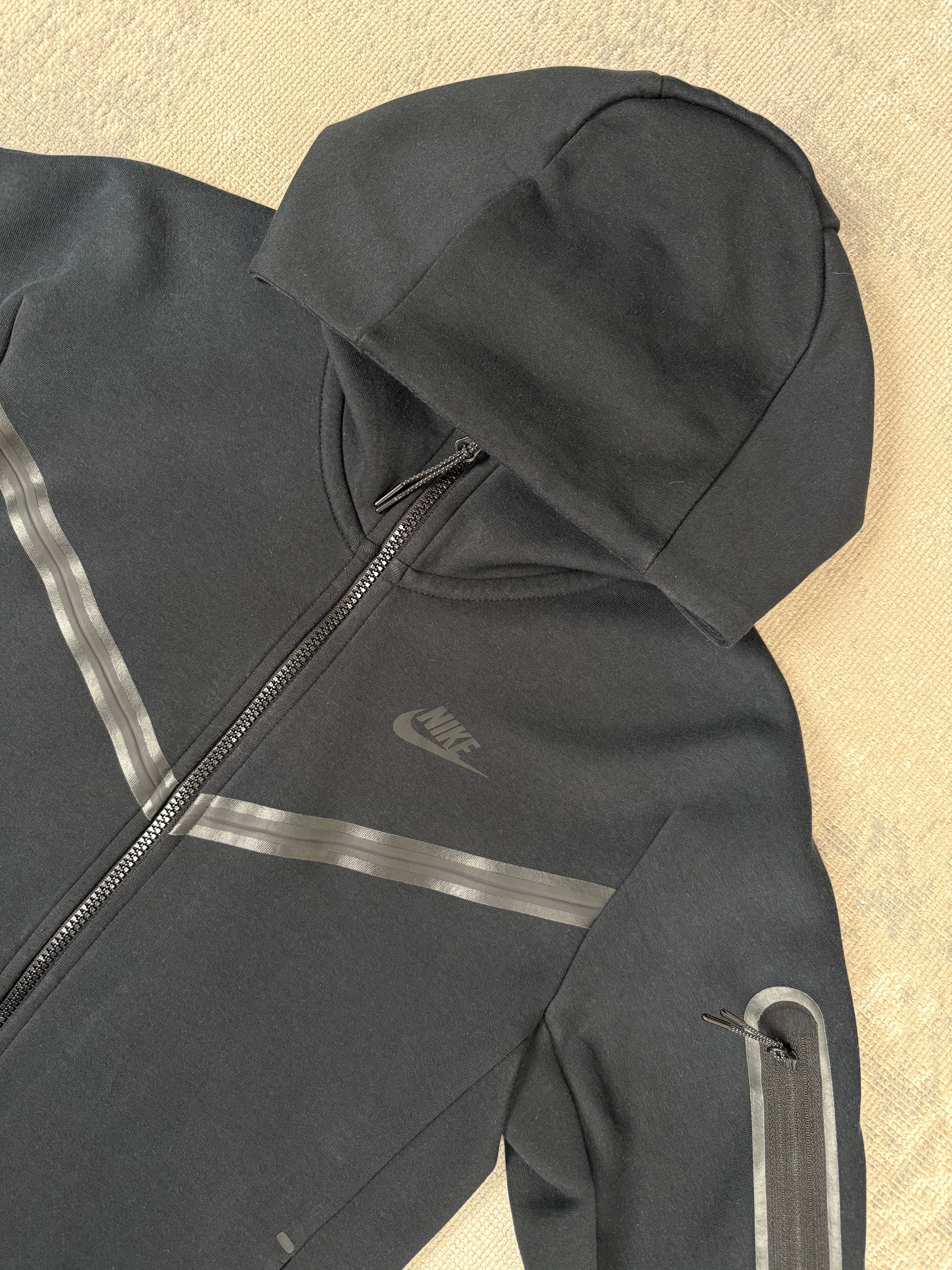 Nike Tech Tracksuit - Black Nike