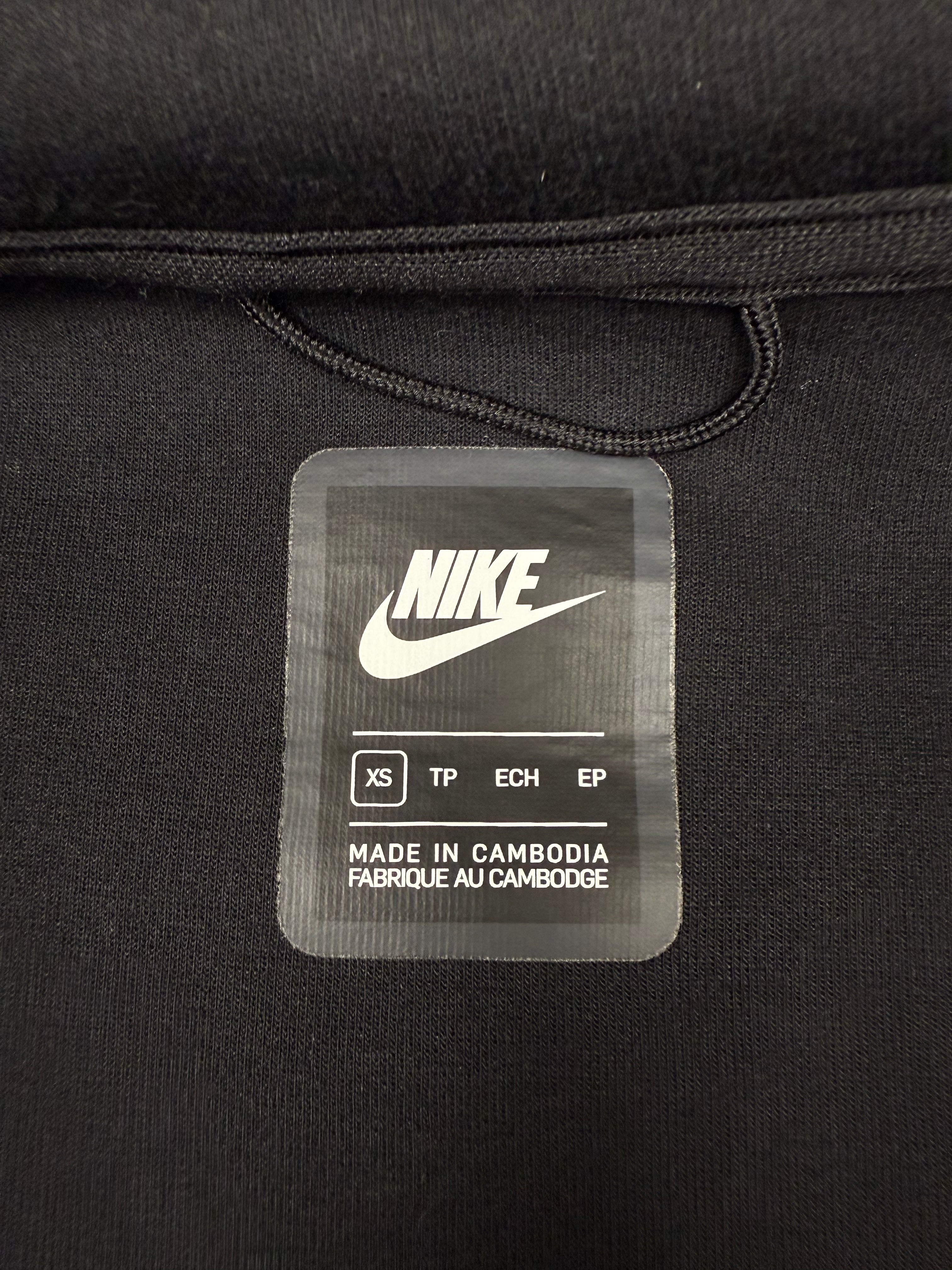 Nike Tech Tracksuit - Black Nike