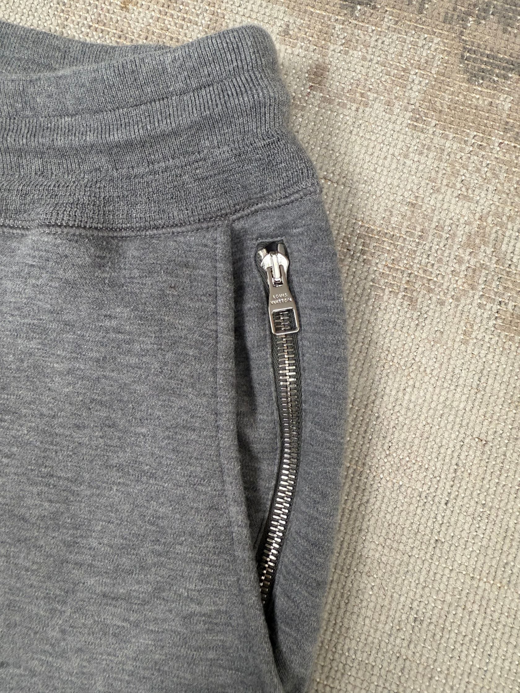 Louis Vuitton Metal Logo Tracksuit - Grey Louis Vuitton