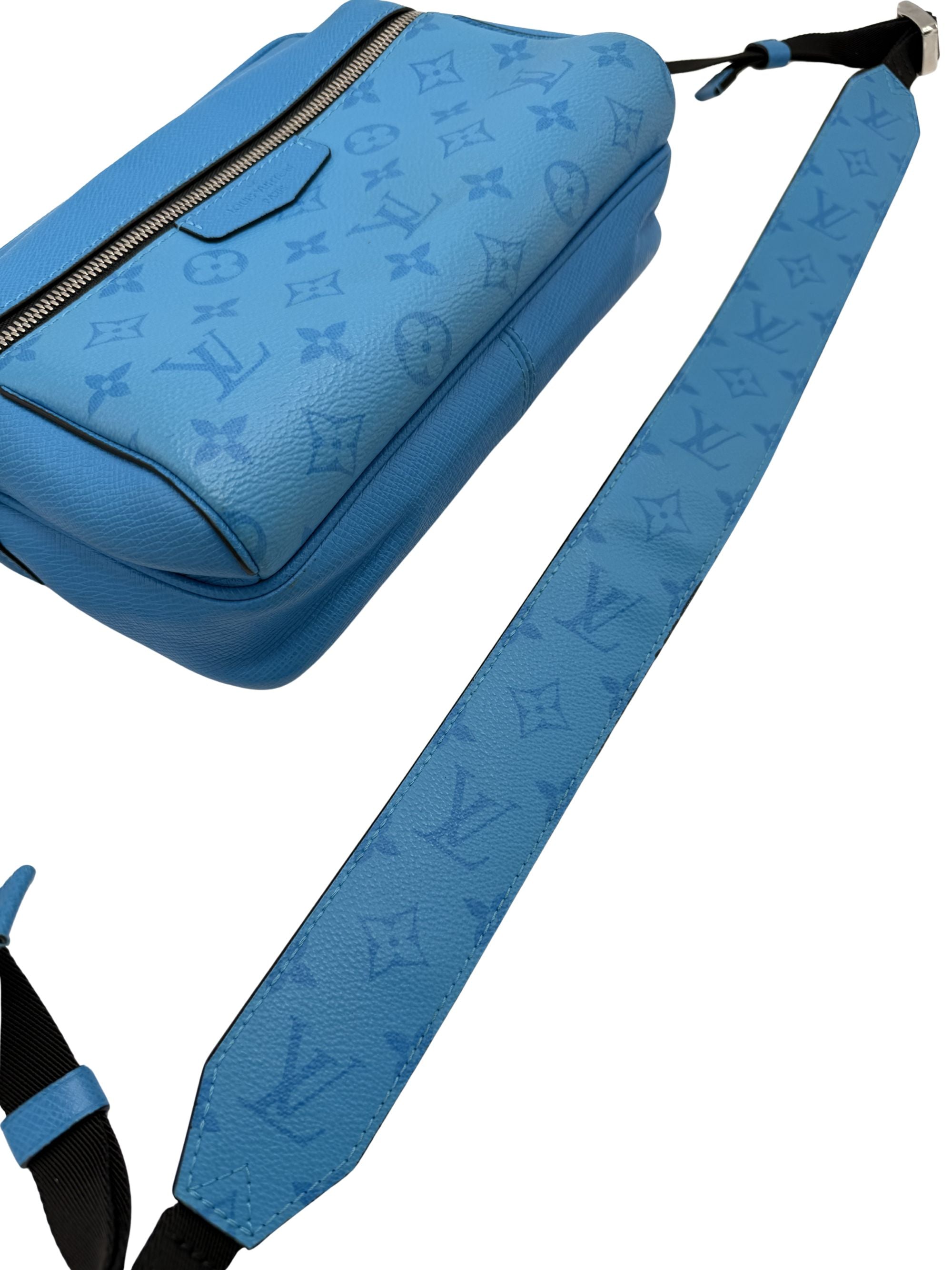 Louis Vuitton Outdoor Messenger Bag - Blue Louis Vuitton