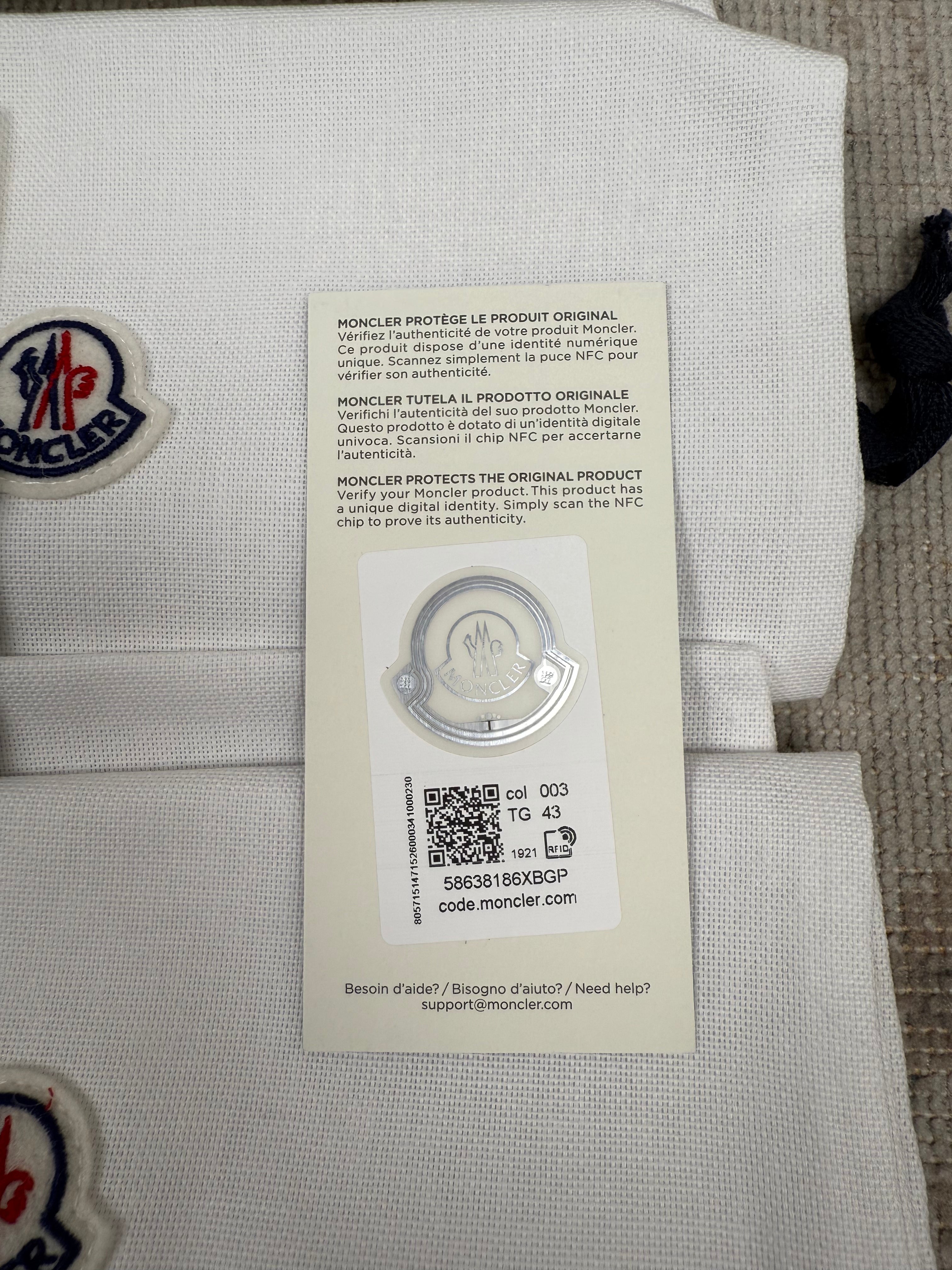 Moncler Leave No Trace Trainer - White / Black (Unused) Moncler