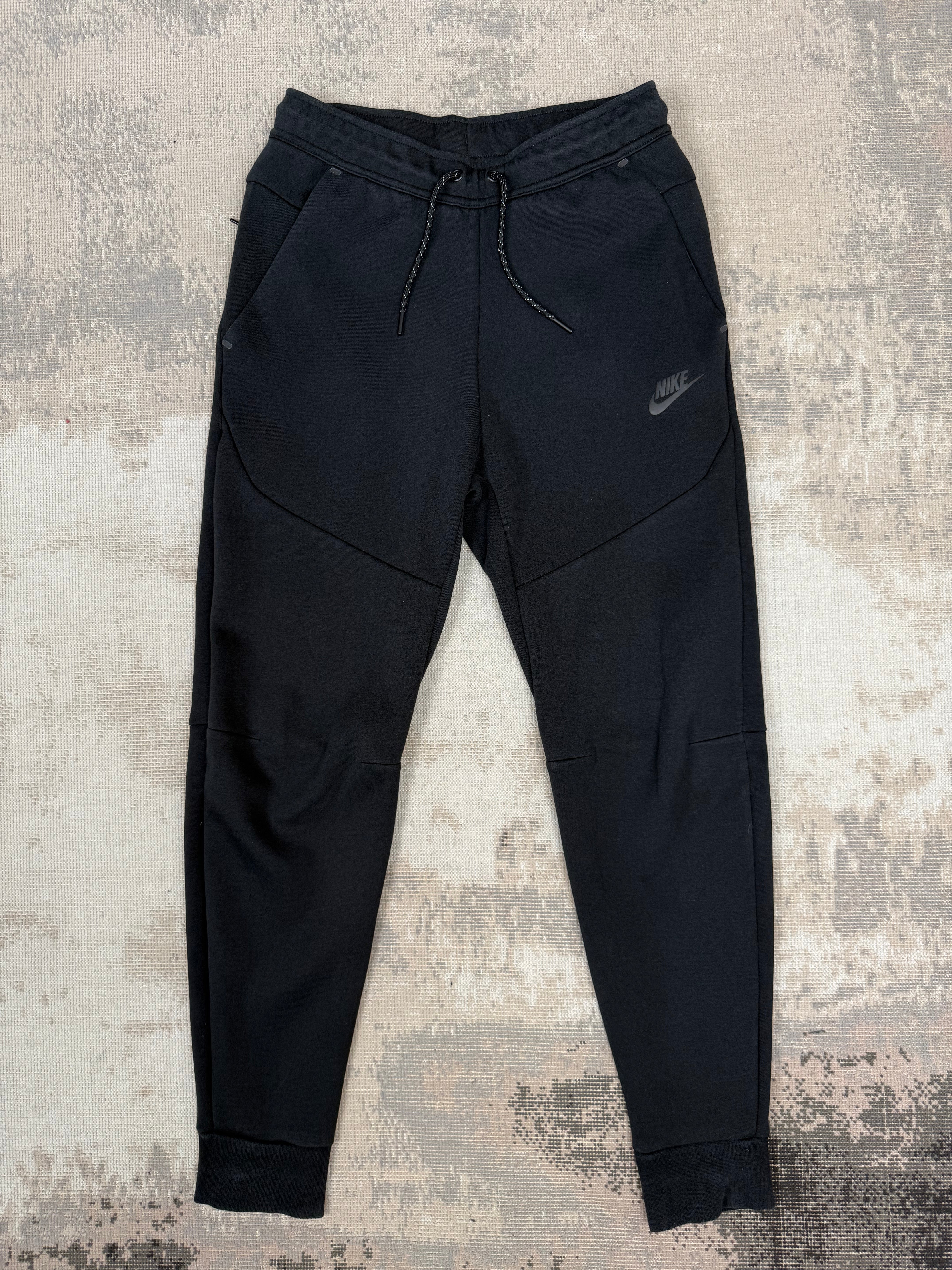Nike Tech Tracksuit - Black Nike