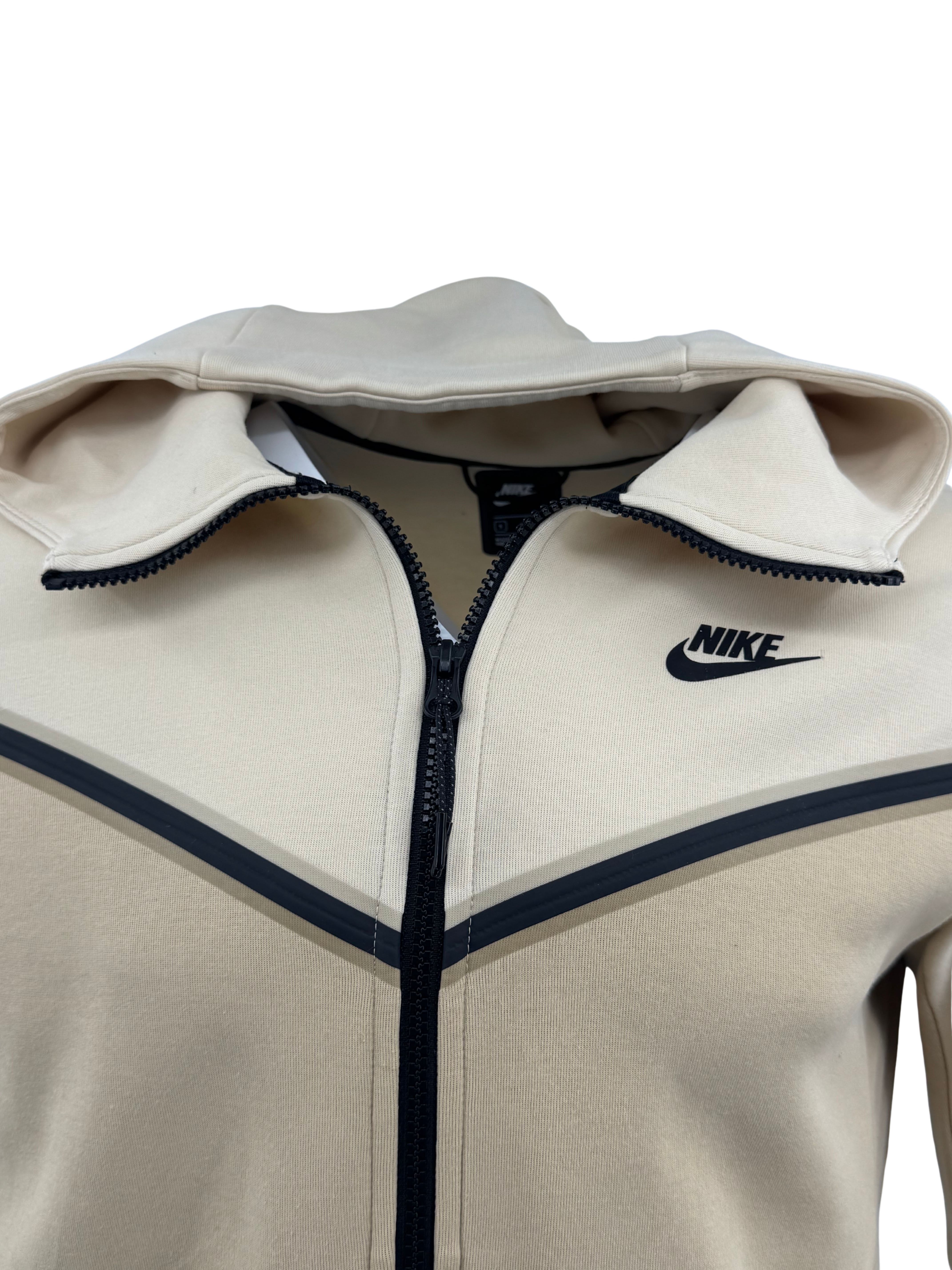Nike Tech Tracksuit - Cream