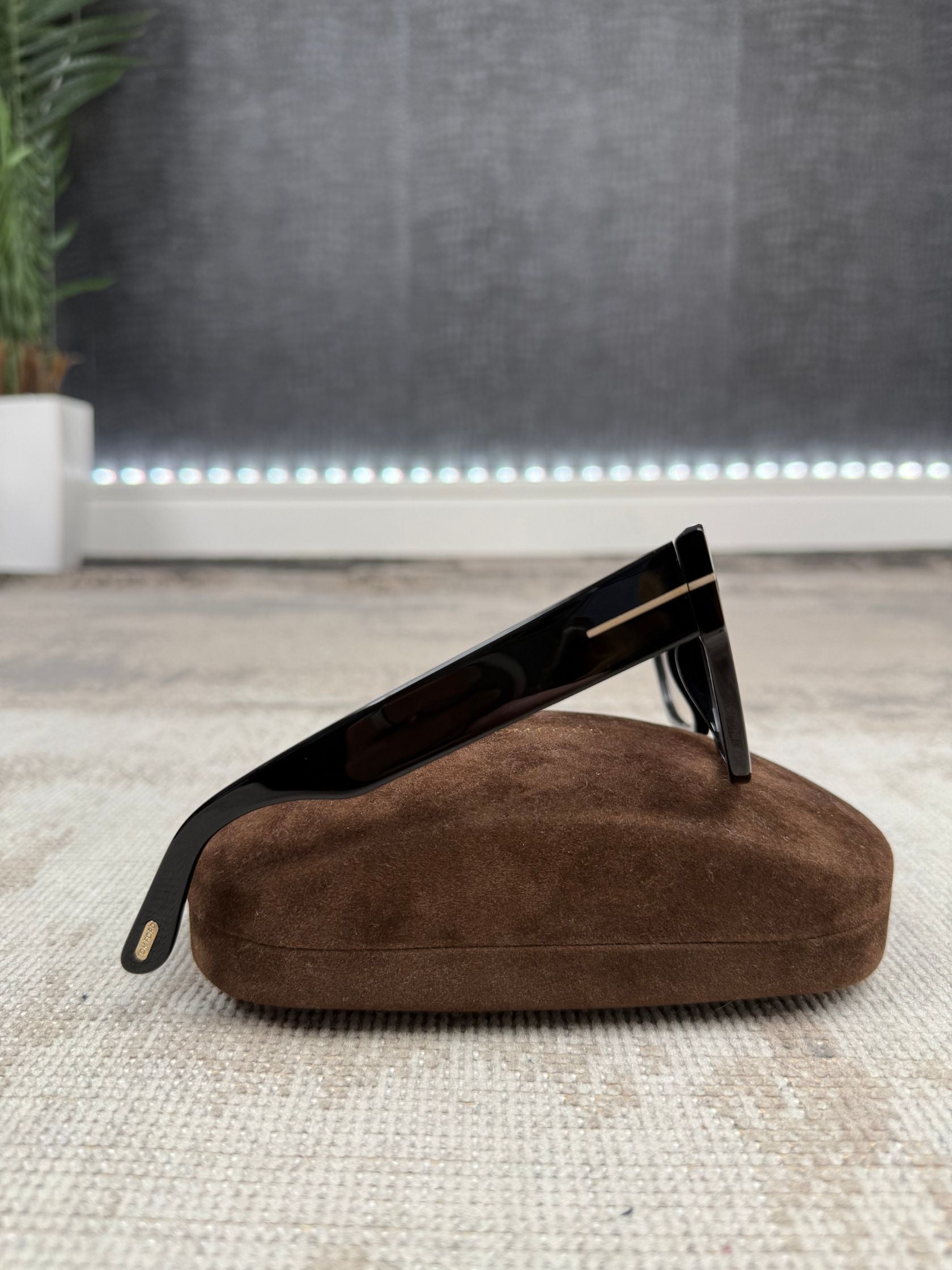 Tom Ford Renee (TF847) Sunglasses - Black Tom Ford