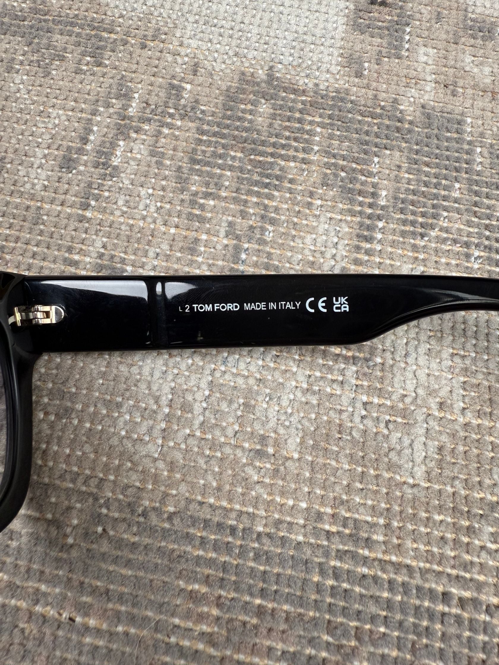 Tom Ford Renee (TF847) Sunglasses - Black Tom Ford