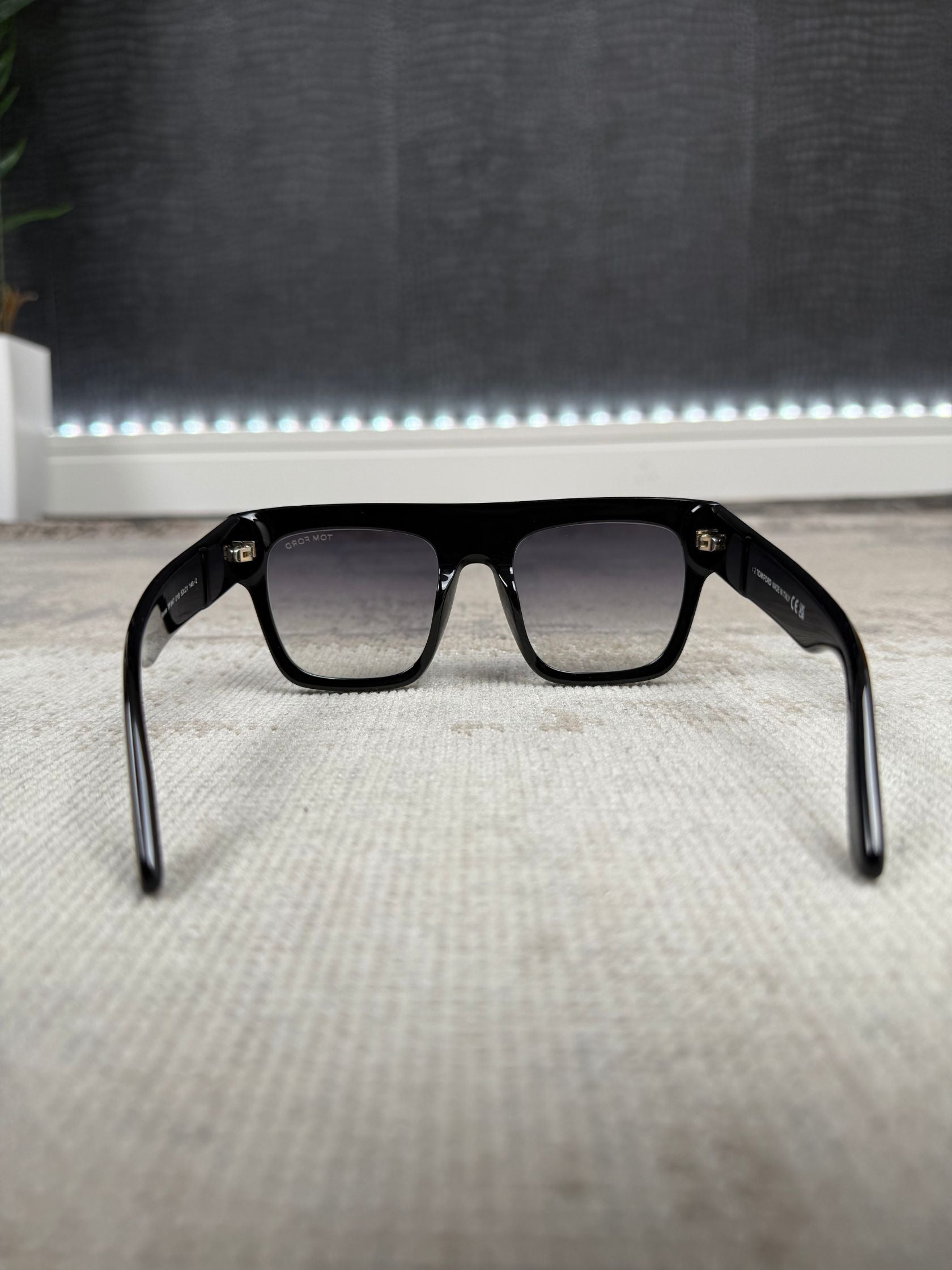 Tom Ford Renee (TF847) Sunglasses - Black Tom Ford