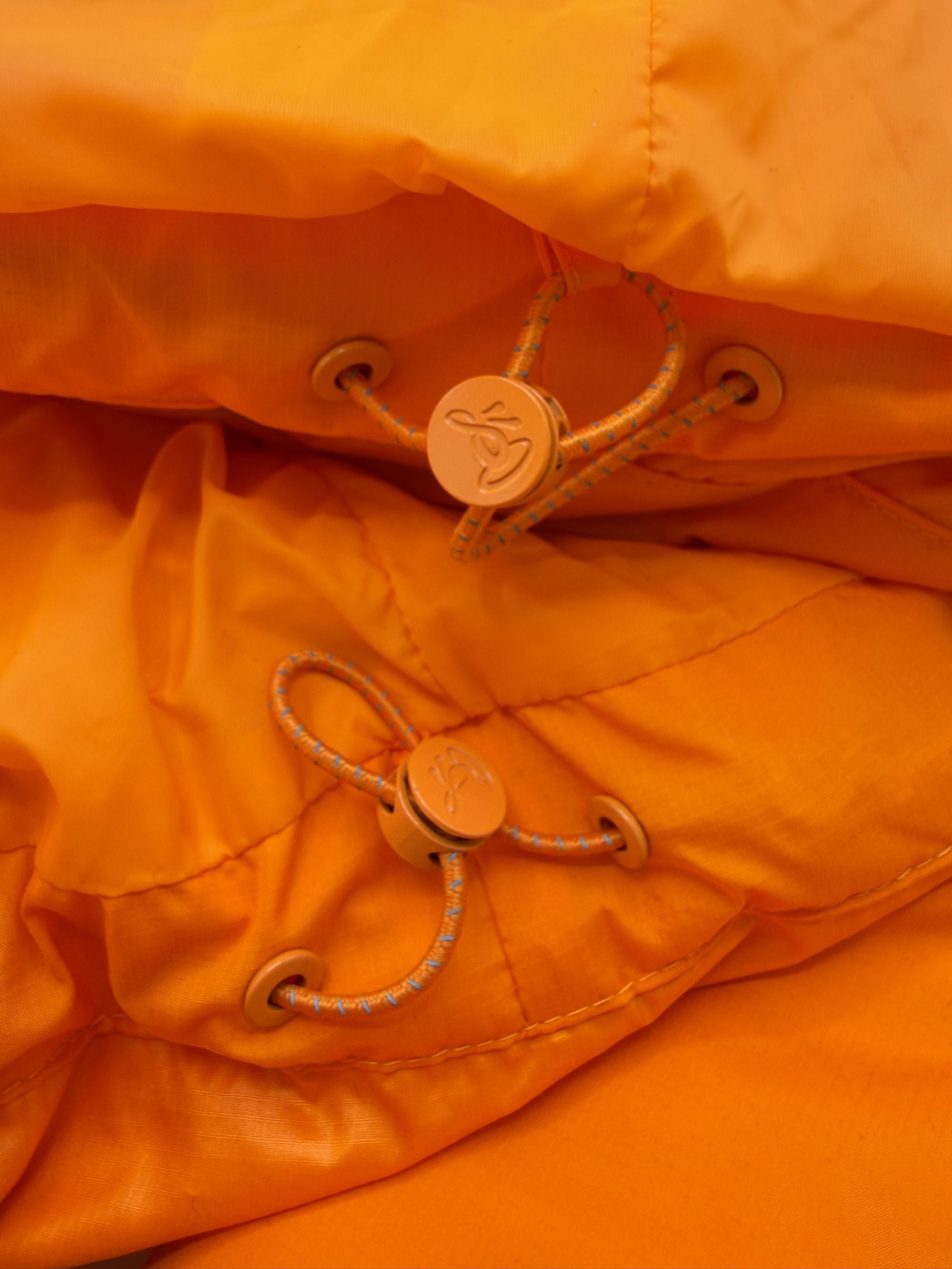 Syna World Wave Puffer Jacket - Orange Syna World