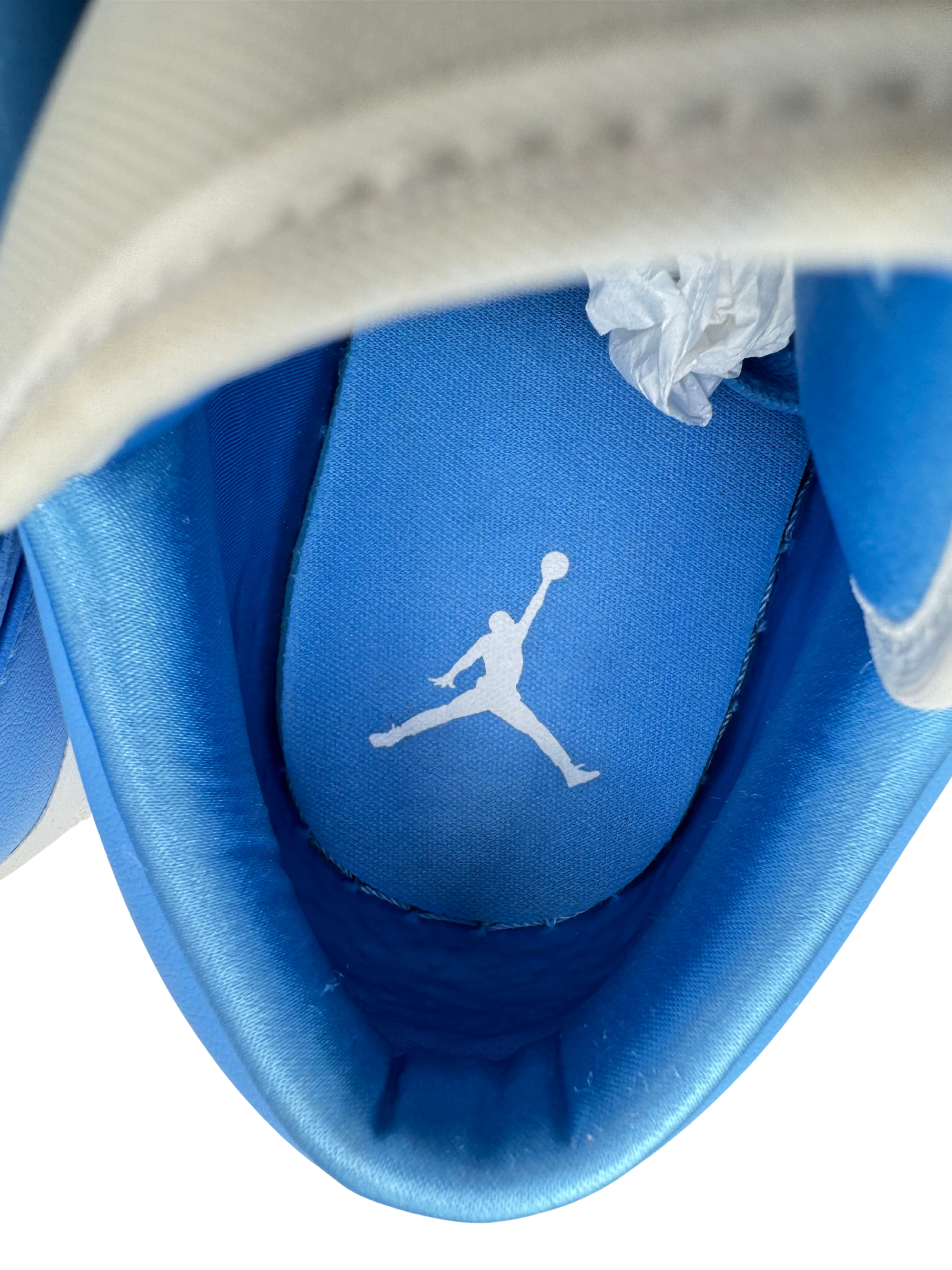 WOMEN'S - Nike Air Jordan 1 ''UNC'' Low - Light Blue Nike