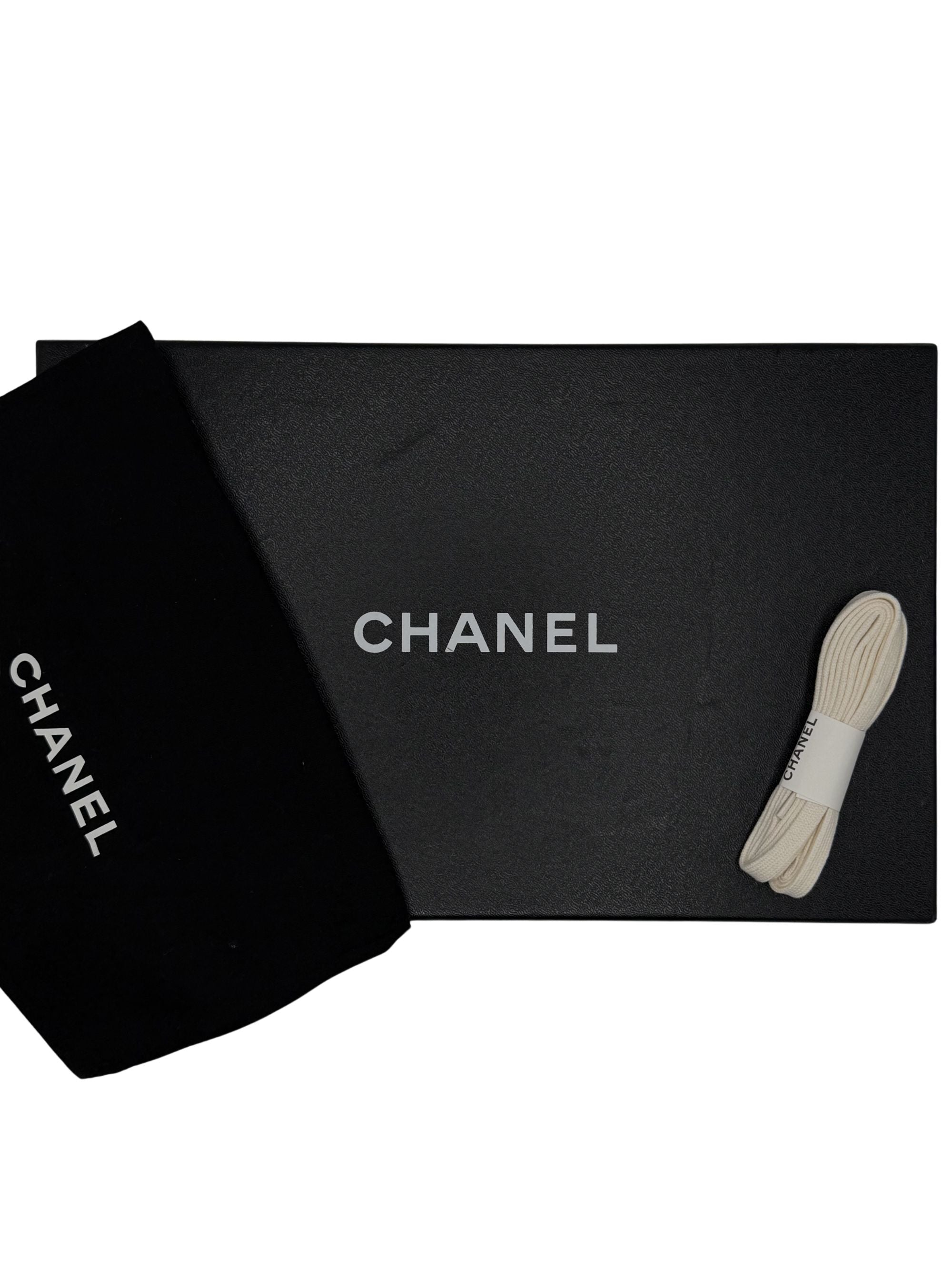Chanel CC Runner Trainers - Silver Chanel