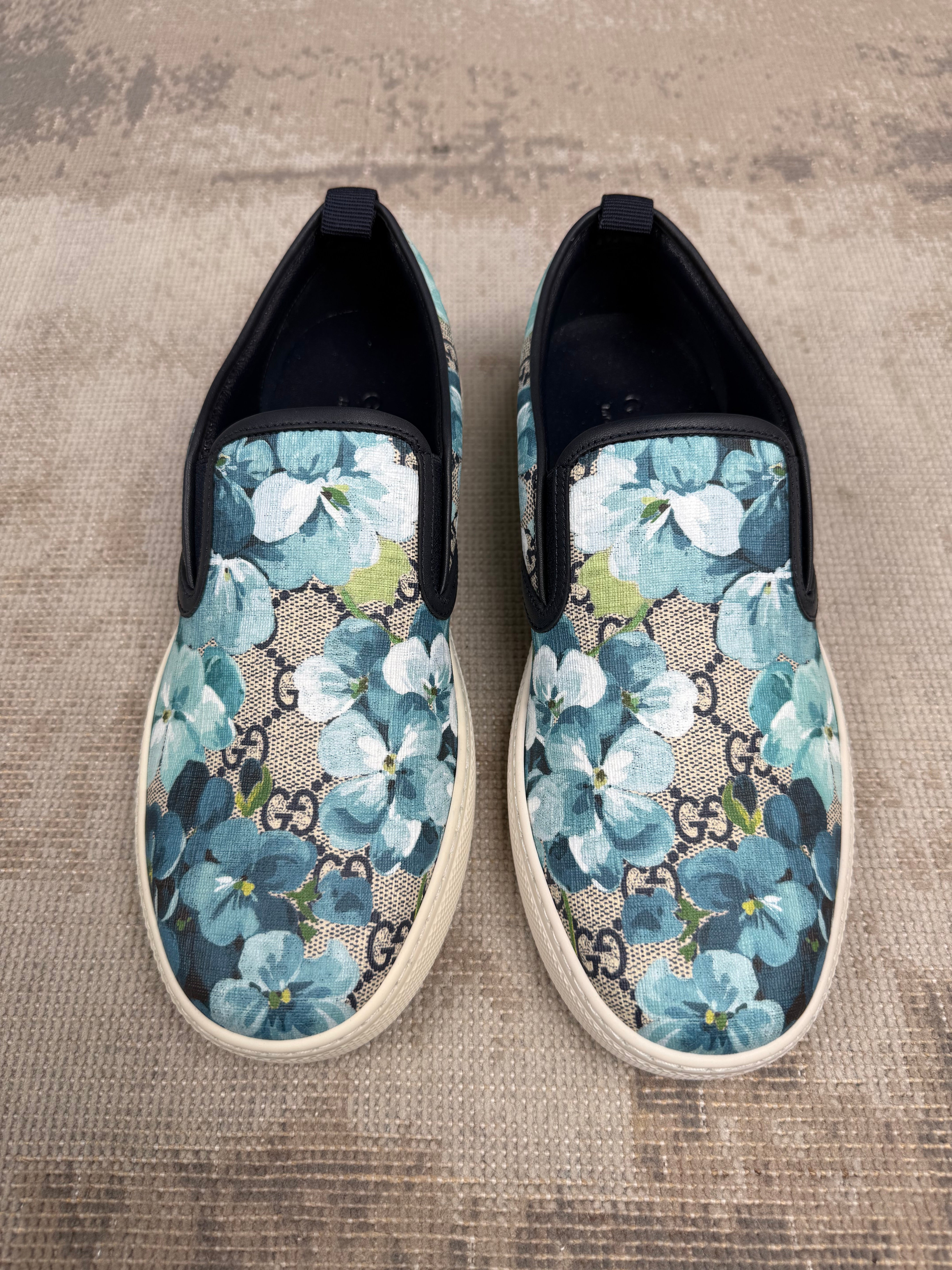 Gucci Supreme GG Canvas Bloom Print - Blue (Unused) Gucci