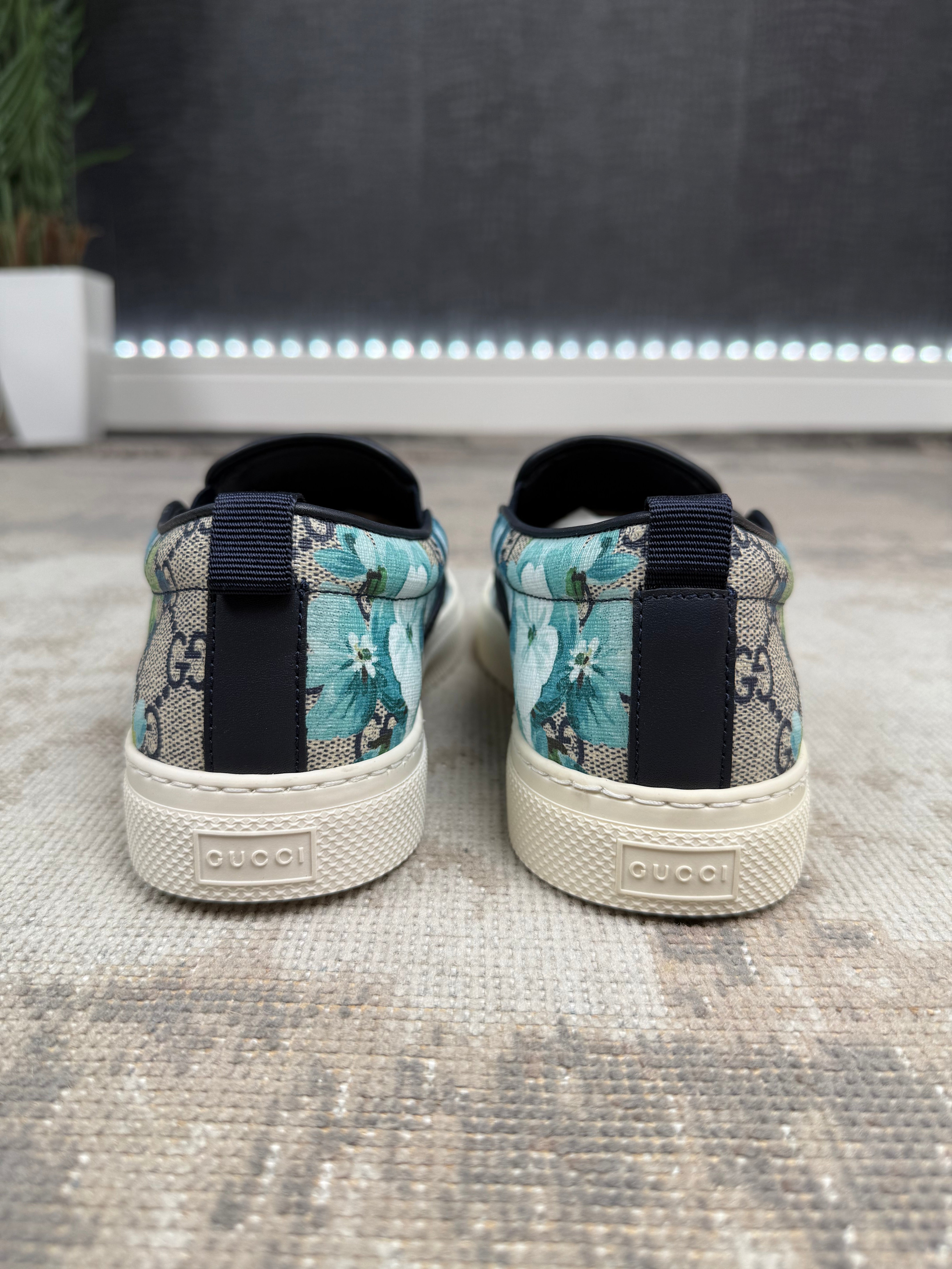 Gucci Supreme GG Canvas Bloom Print - Blue (Unused) Gucci
