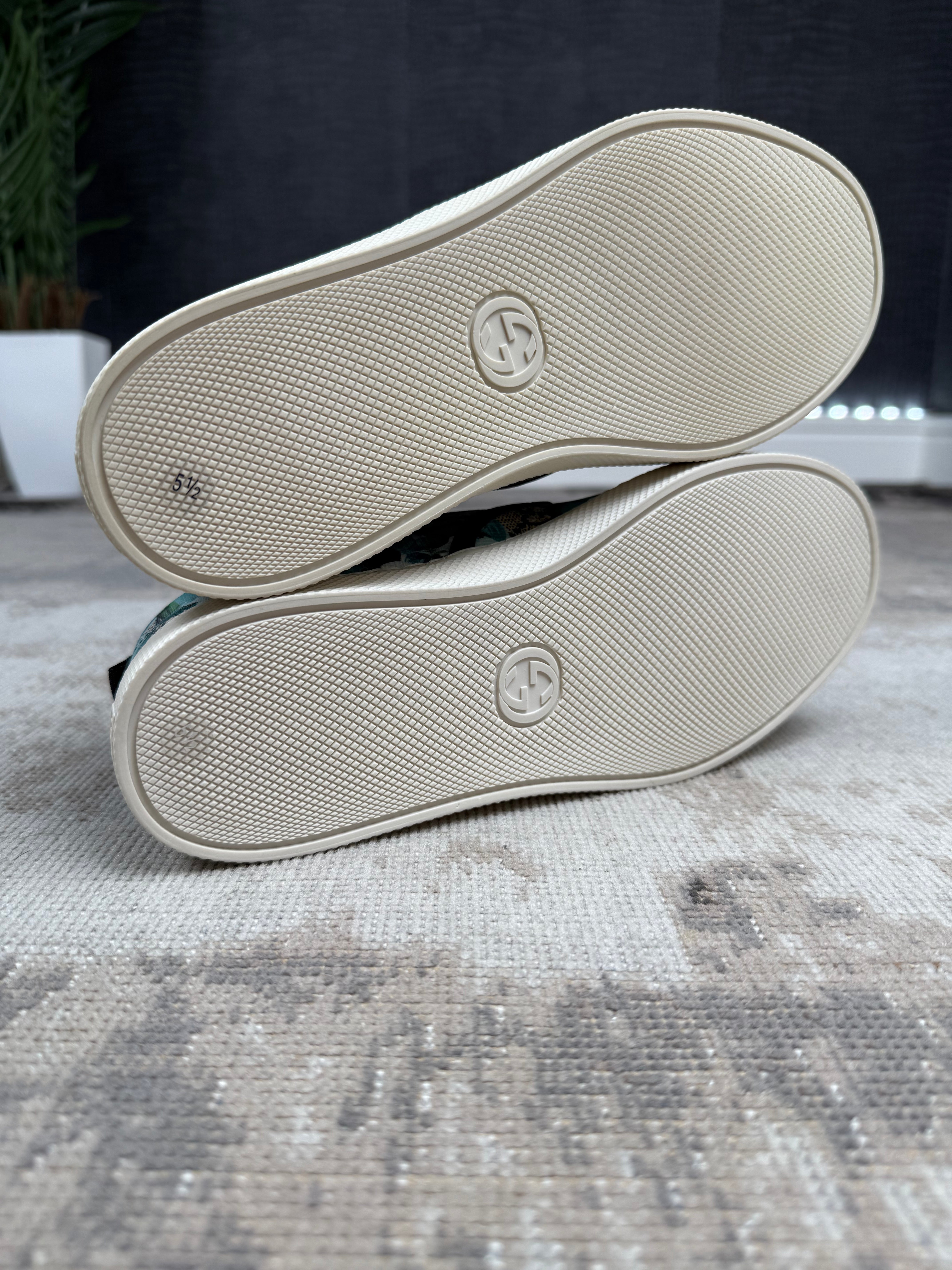 Gucci Supreme GG Canvas Bloom Print - Blue (Unused) Gucci