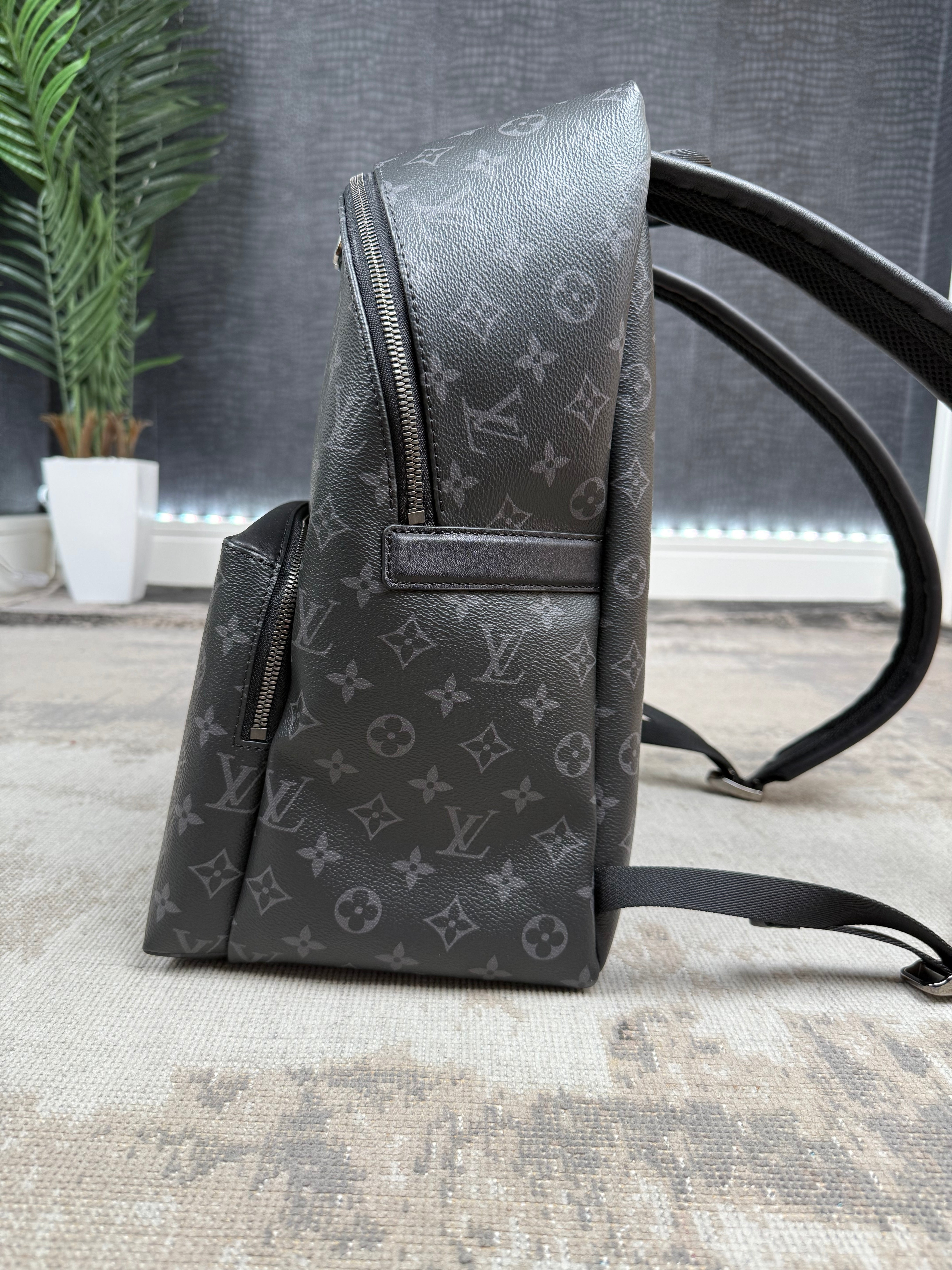 Louis Vuitton Discovery MM Backpack (Unused) Louis Vuitton