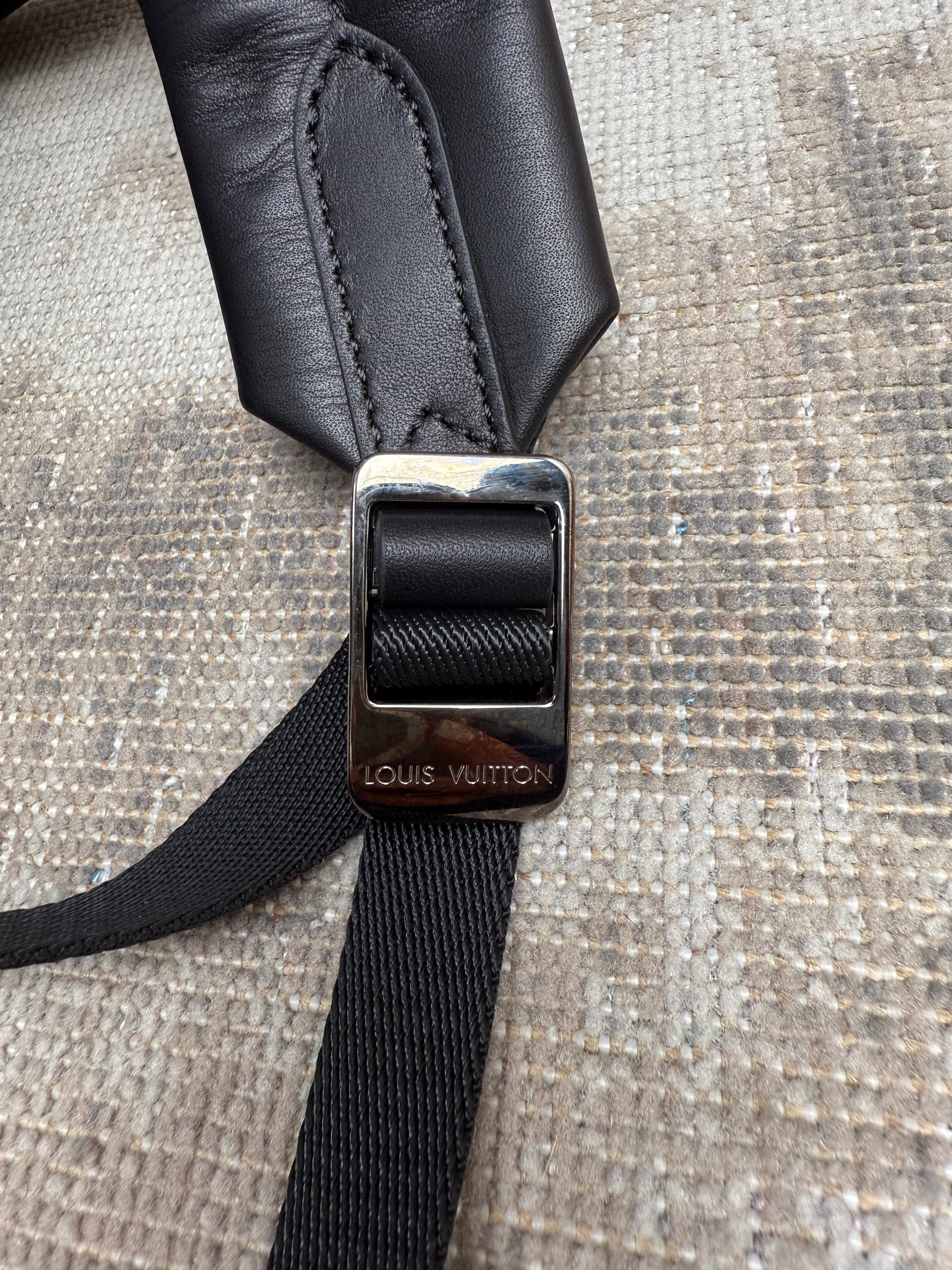 Louis Vuitton Discovery MM Backpack (Unused) Louis Vuitton