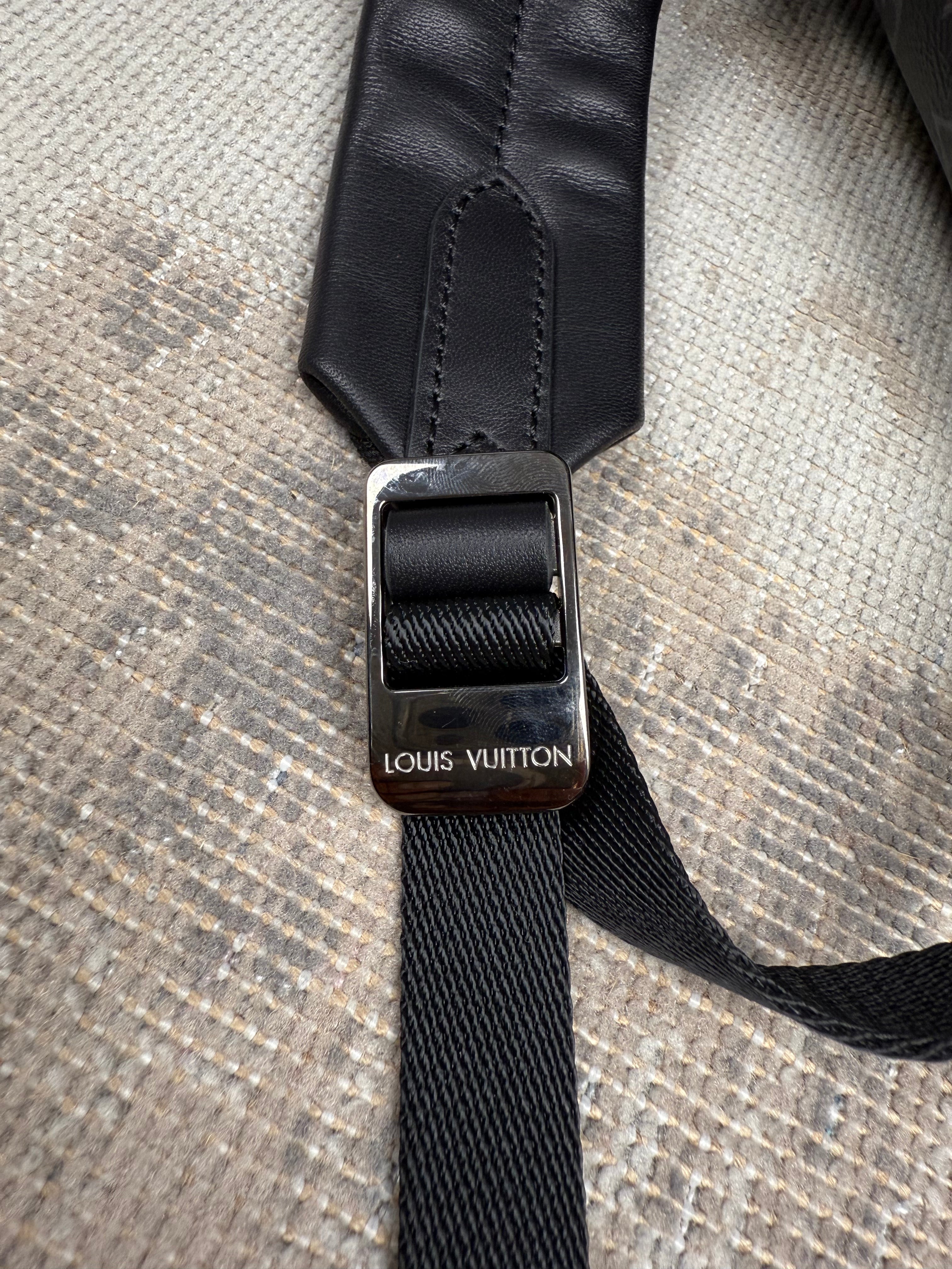 Louis Vuitton Discovery MM Backpack (Unused) Louis Vuitton